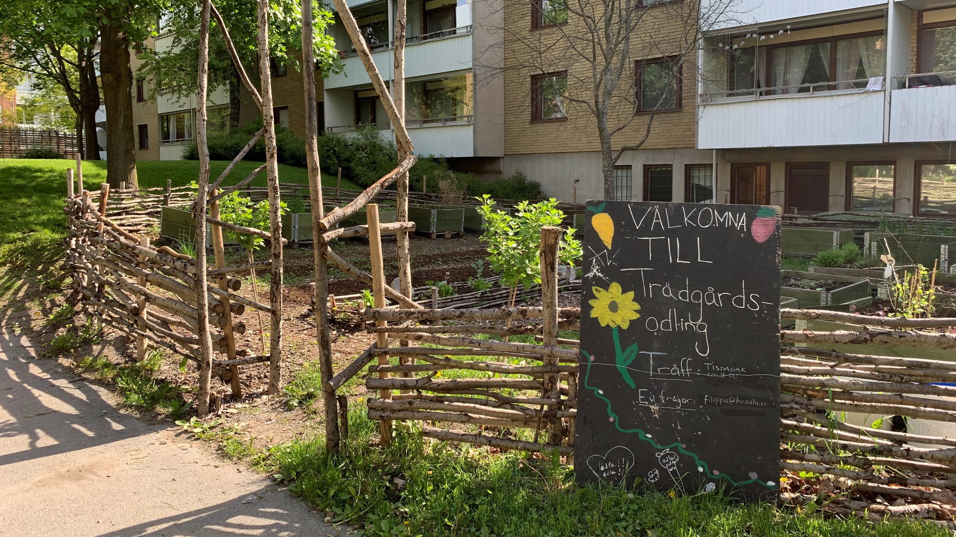 Odlingsplätt i miljonprogramsområde